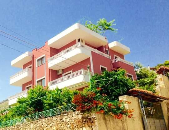 Vila Jakupi ซารานเดอ ภายนอก รูปภาพ