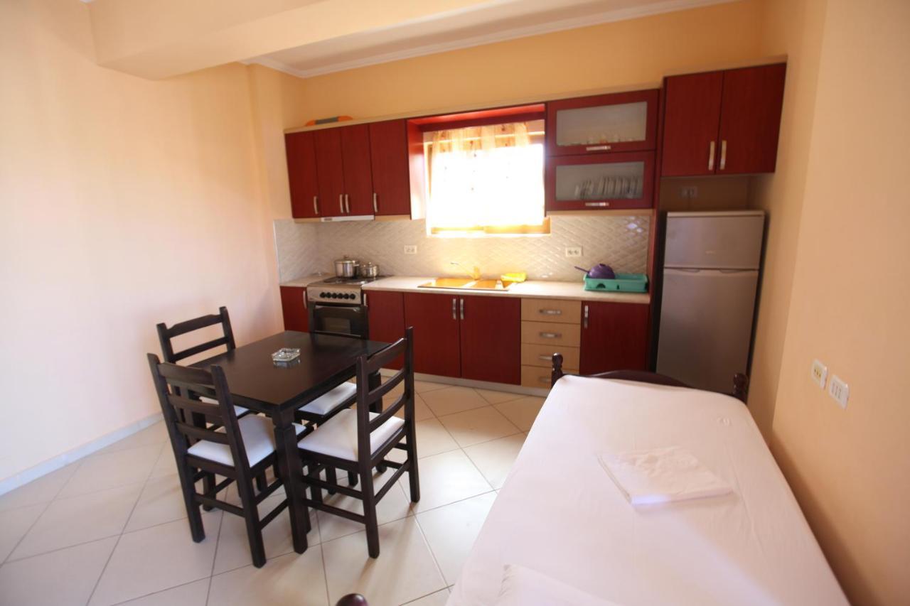 Vila Jakupi Apartment ซารานเดอ ภายนอก รูปภาพ