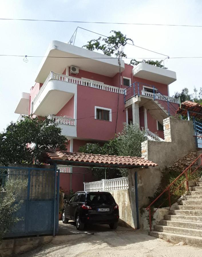 Vila Jakupi ซารานเดอ ภายนอก รูปภาพ